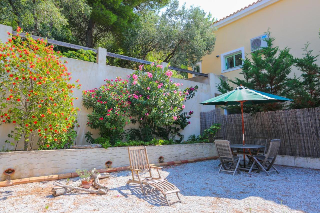 Skiathos Seaview Villa With Pool Punta Exteriör bild